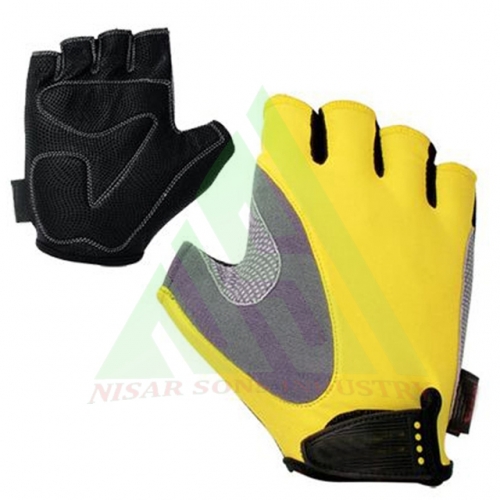 Cycle gloves pakistan